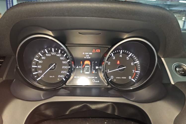 Used Land Rover Range Evoque 2015 2.0T Five-Door Fashion Edition Instrument Cluster