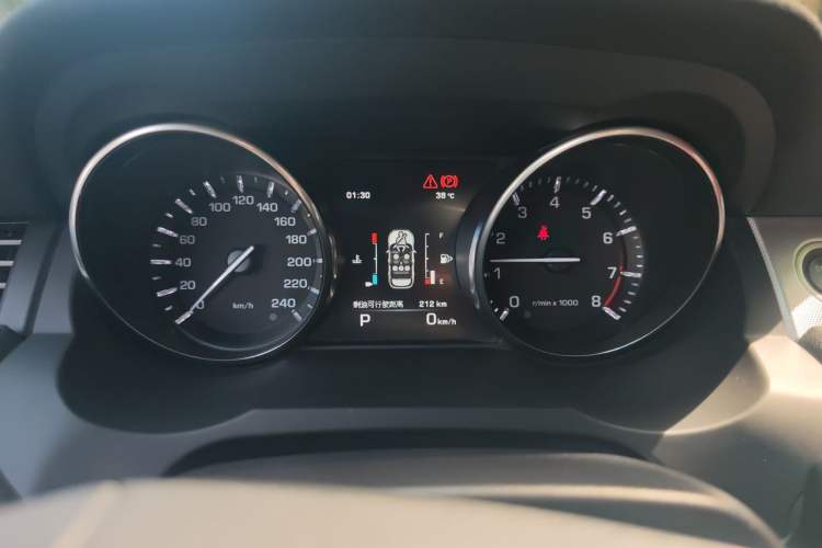 Used Land Rover Range Evoque 2015 2.0T 5-Door Ignite Edition Instrument Cluster
