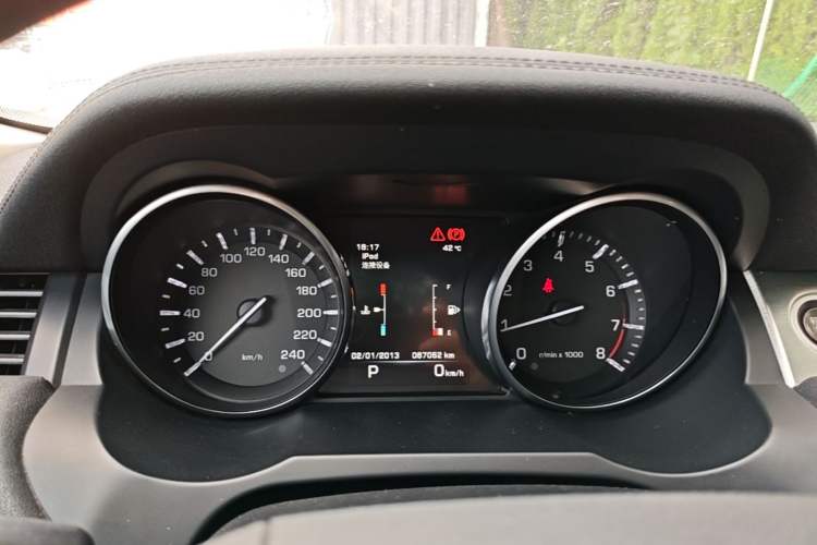 Used Land Rover Range Evoque 2015 2.0T Five-Door Fashion Edition Instrument Cluster