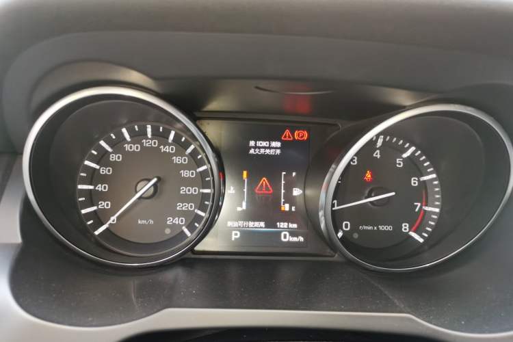 Used Land Rover Range Evoque 2015 2.0T Five-Door Zhiyao Edition Instrument Cluster