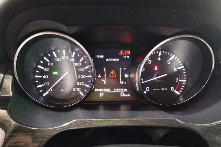 Used Land Rover Range Evoque 2015 2.0T Five-Door Zhiyao Edition Instrument Cluster