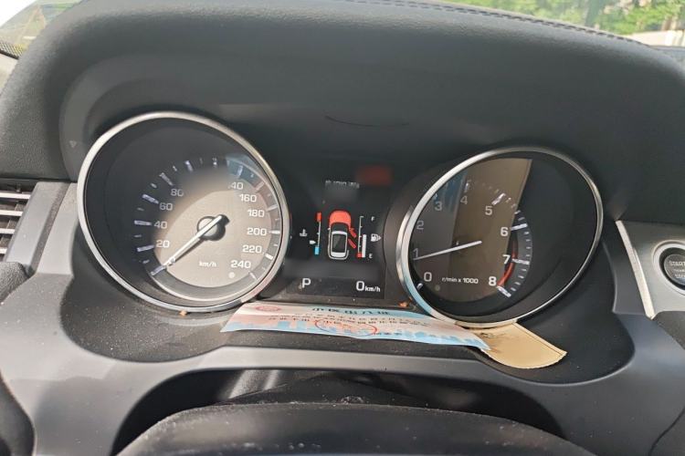 Used Land Rover Range Evoque 2015 2.0T Five-Door Zhiyao Edition Instrument Cluster