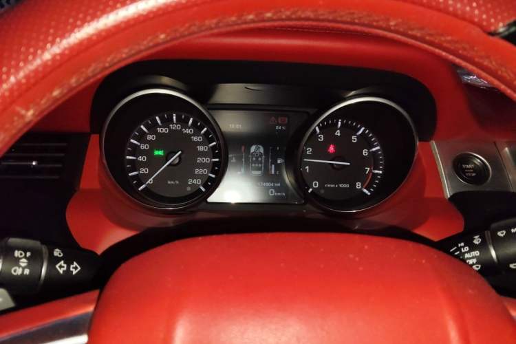 Used Land Rover Range Evoque 2015 2.0T Five-Door Fashion Edition Instrument Cluster