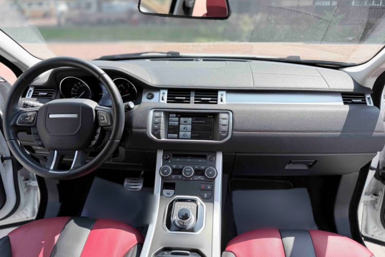 Used Land Rover Range Evoque 2015 2.0T 5-Door Ignite Edition Interior 1