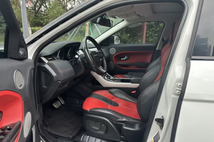 Used Land Rover Range Evoque 2015 2.0T 5-Door Ignite Edition Interior 2