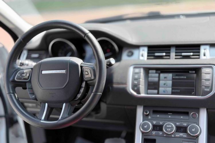 Used Land Rover Range Evoque 2015 2.0T 5-Door Ignite Edition Interior 2