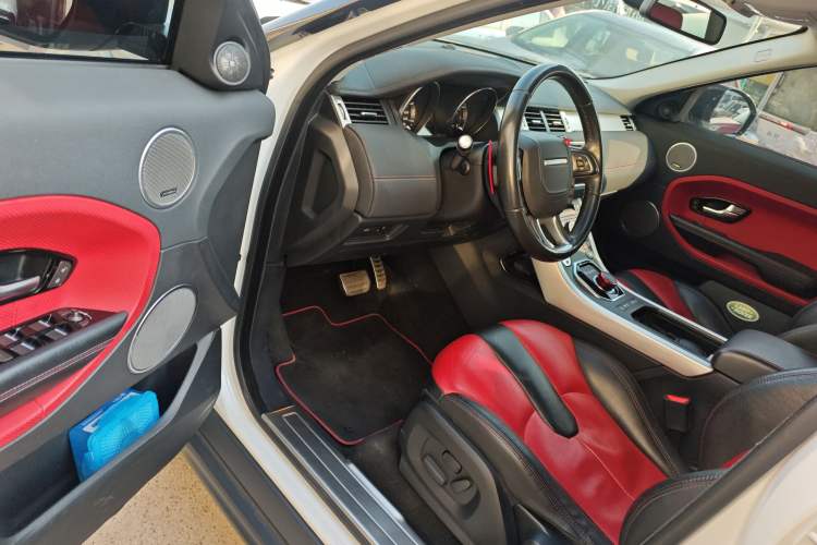 Used Land Rover Range Evoque 2015 2.0T NW8 Brit Limited Edition Interior 3