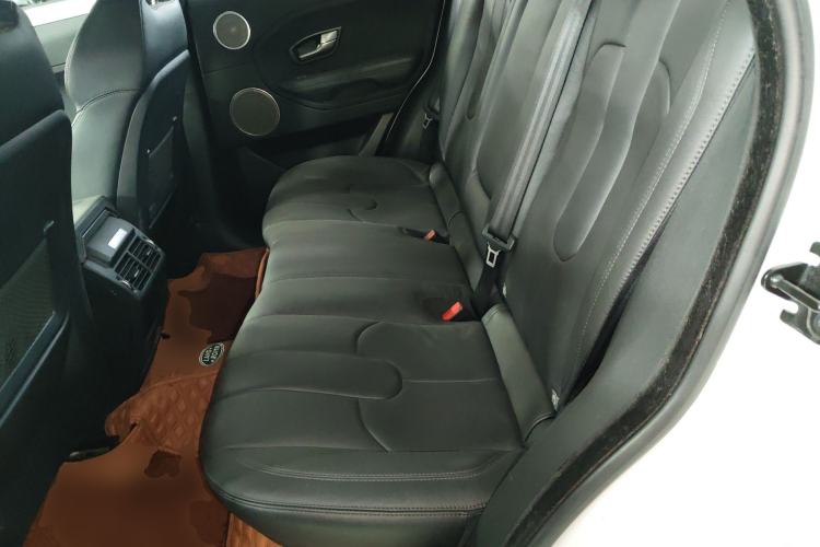 Used Land Rover Range Evoque 2015 2.0T Five-Door Zhiyao Edition Interior 4