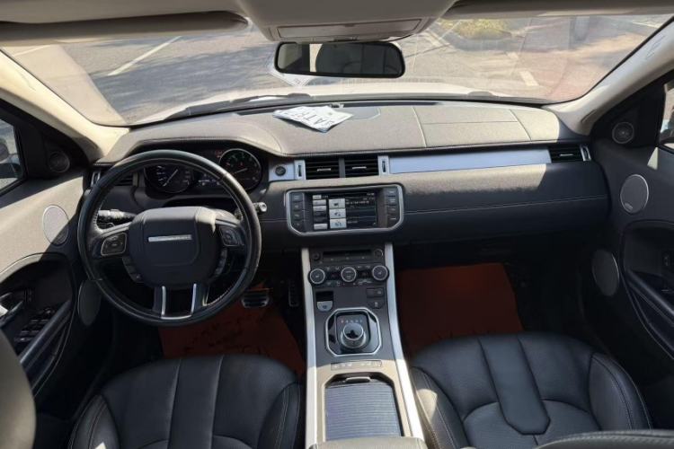 Used Land Rover Range Evoque 2015 2.0T Five-Door Sporty Edition Interior 8
