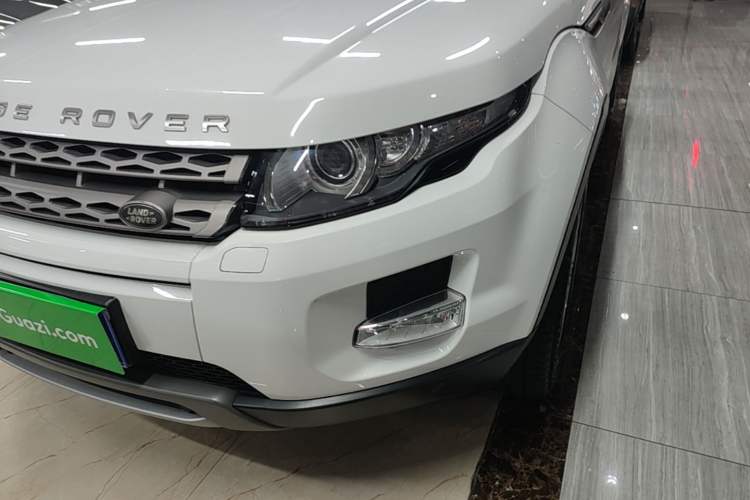 Used Land Rover Range Evoque 2015 2.0T Five-Door Zhiyao Edition Left Front Headlight