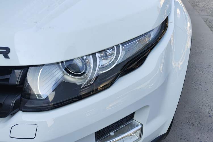 Used Land Rover Range Evoque 2015 2.0T Five-Door Fashion Edition Left Front Headlight