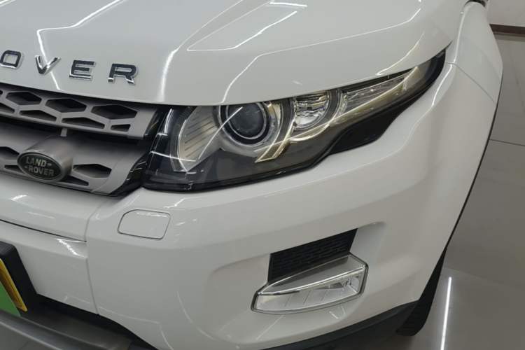 Used Land Rover Range Evoque 2015 2.0T Five-Door Zhiyao Edition Left Front Headlight