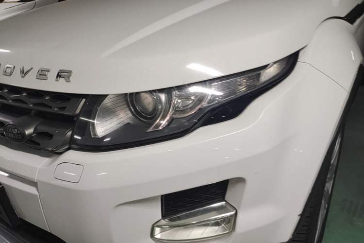 Used Land Rover Range Evoque 2015 2.0T Five-Door Zhiyao Edition Left Front Headlight