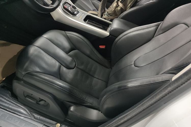Used Land Rover Range Evoque 2015 2.0T Five-Door Zhiyao Edition Left Front Seat