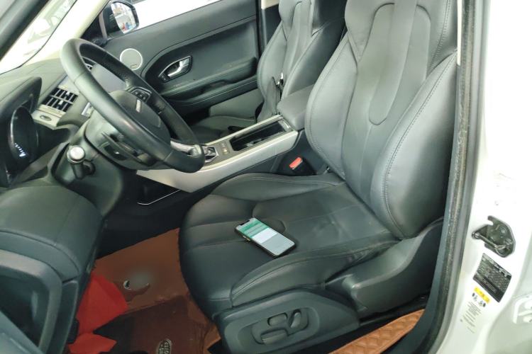 Used Land Rover Range Evoque 2015 2.0T Five-Door Zhiyao Edition Left Front Seat