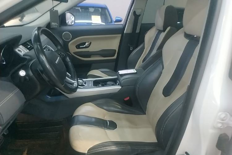 Used Land Rover Range Evoque 2015 2.0T 5-Door Ignite Edition Left Front Seat