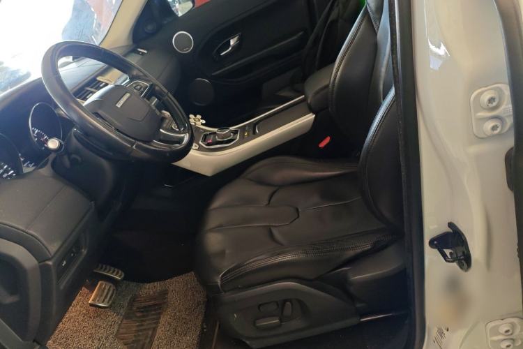 Used Land Rover Range Evoque 2015 2.0T Five-Door Zhiyao Edition Left Front Seat