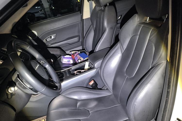 Used Land Rover Range Evoque 2015 2.0T Five-Door Zhiyao Edition Left Front Seat