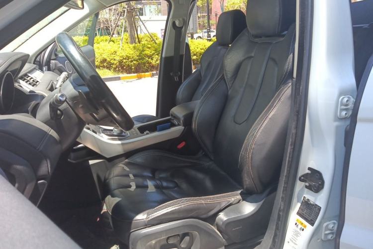 Used Land Rover Range Evoque 2015 2.0T 5-Door Ignite Edition Left Front Seat