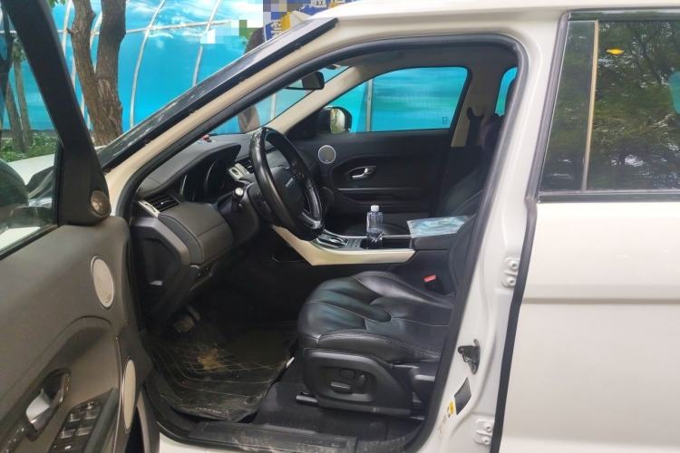 Used Land Rover Range Evoque 2015 2.0T Five-Door Zhiyao Edition Left Front Seat