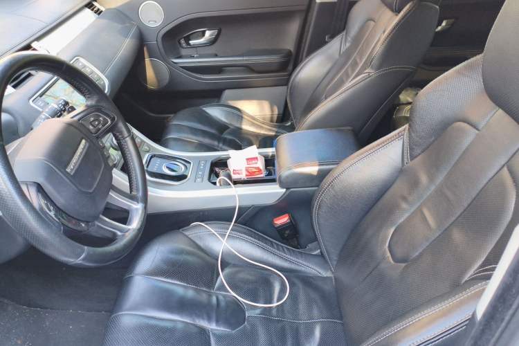 Used Land Rover Range Evoque 2015 2.0T 5-Door Ignite Edition Left Front Seat