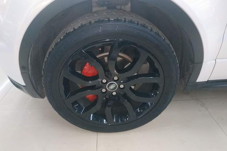 Used Land Rover Range Evoque 2015 2.0T 5-Door Ignite Edition Left Front Wheel Hub
