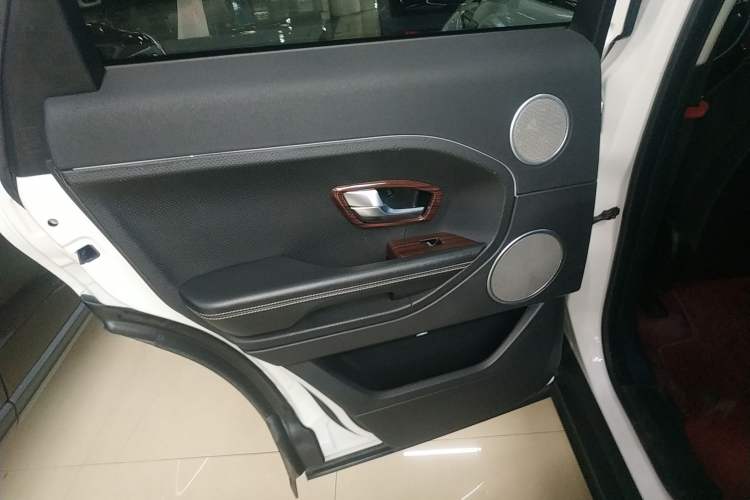 Used Land Rover Range Evoque 2015 2.0T 5-Door Ignite Edition Left Rear Door Interior