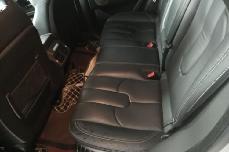 Used Land Rover Range Evoque 2015 2.0T Five-Door Sporty Edition Left Rear Seat