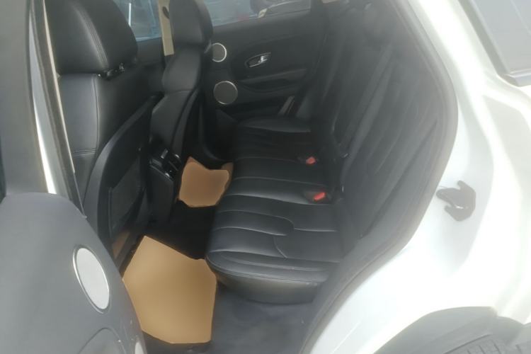 Used Land Rover Range Evoque 2015 2.0T Five-Door Zhiyao Edition Left Rear Seat
