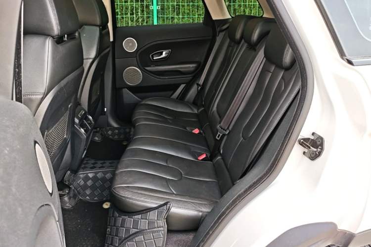 Used Land Rover Range Evoque 2015 2.0T Five-Door Fashion Edition Left Rear Seat