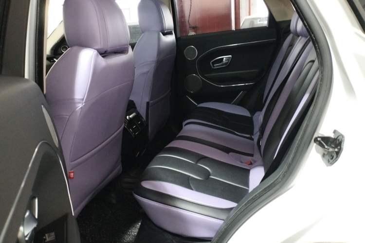 Used Land Rover Range Evoque 2015 2.0T Five-Door Zhiyao Edition Left Rear Seat