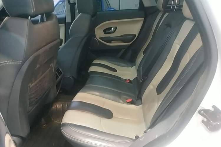 Used Land Rover Range Evoque 2015 2.0T 5-Door Ignite Edition Left Rear Seat