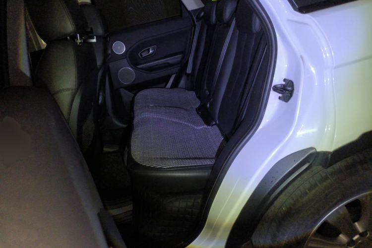 Used Land Rover Range Evoque 2015 2.0T Five-Door Zhiyao Edition Left Rear Seat