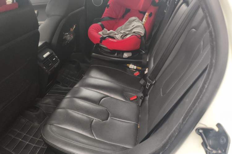 Used Land Rover Range Evoque 2015 2.0T Five-Door Fashion Edition Left Rear Seat