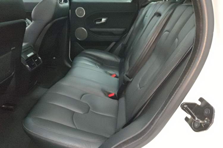 Used Land Rover Range Evoque 2015 2.0T Five-Door Fashion Edition Left Rear Seat