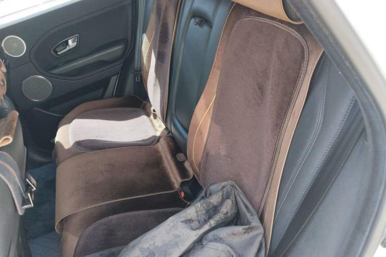 Used Land Rover Range Evoque 2015 2.0T Five-Door Fashion Edition Left Rear Seat