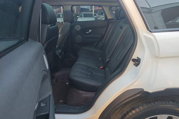 Used Land Rover Range Evoque 2015 2.0T Five-Door Fashion Edition Left Rear Seat