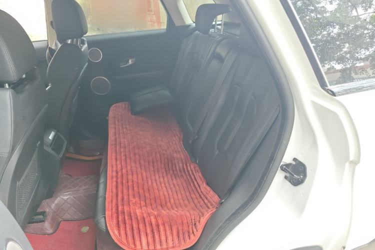 Used Land Rover Range Evoque 2015 2.0T 5-Door Luxury Edition Left Rear Seat