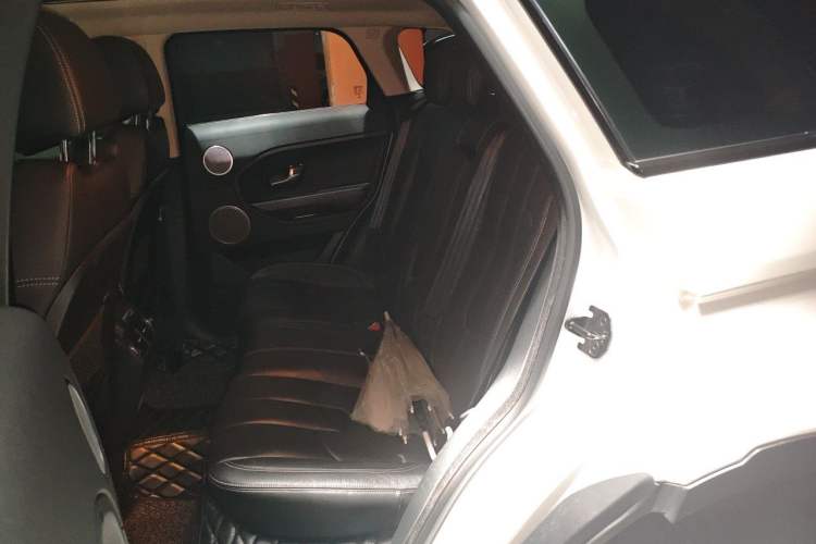Used Land Rover Range Evoque 2015 2.0T Five-Door Sporty Edition Left Rear Seat