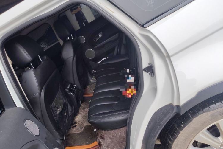 Used Land Rover Range Evoque 2015 2.0T Five-Door Zhiyao Edition Left Rear Seat