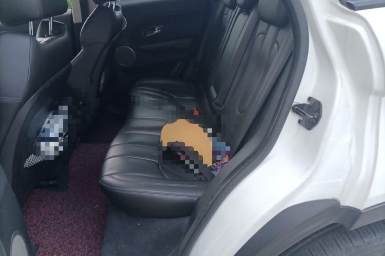 Used Land Rover Range Evoque 2015 2.0T Five-Door Zhiyao Edition Left Rear Seat