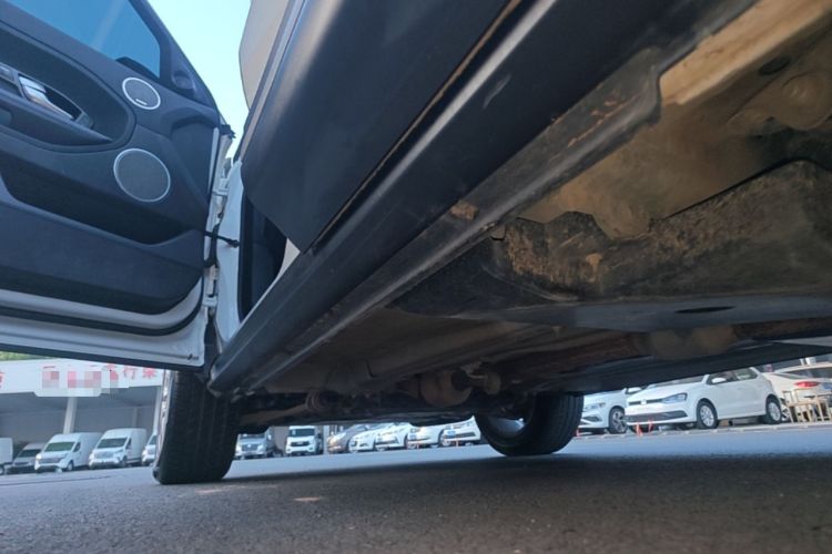 Used Land Rover Range Evoque 2015 2.0T Five-Door Fashion Edition Left Side Sill
