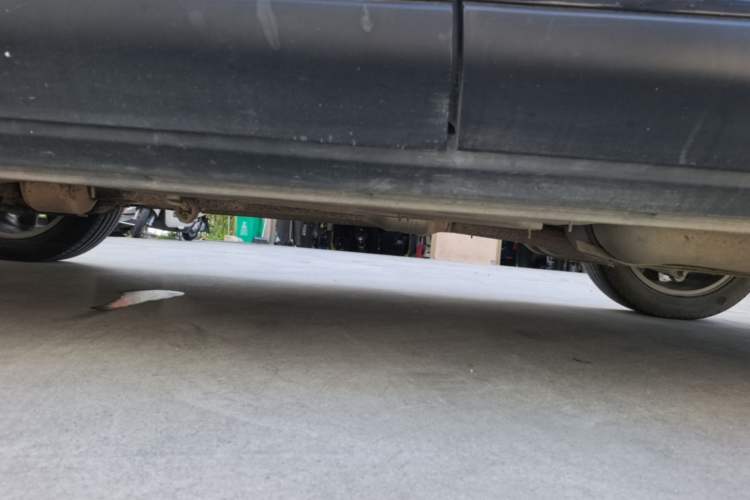 Used Land Rover Range Evoque 2015 2.0T Five-Door Zhiyao Edition Left Side Sill