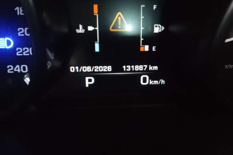 Used Land Rover Range Evoque 2015 2.0T 5-Door Ignite Edition Odometer Close Up