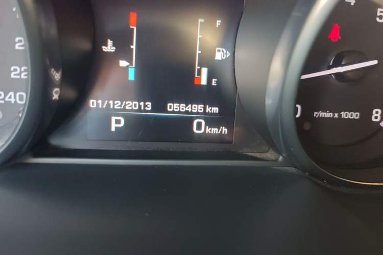 Used Land Rover Range Evoque 2015 2.0T 5-Door Ignite Edition Odometer Close Up