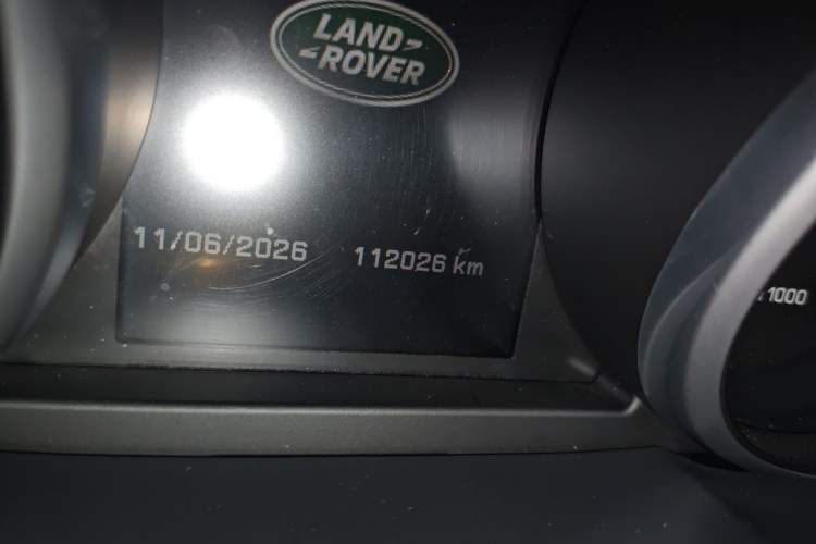 Used Land Rover Range Evoque 2015 2.0T Five-Door Sporty Edition Odometer Close Up