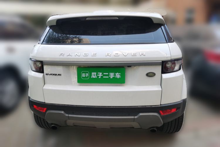 Used Land Rover Range Evoque 2015 2.0T Five-Door Zhiyao Edition Rear
