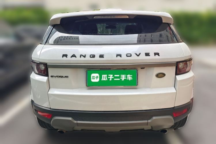 Used Land Rover Range Evoque 2015 2.0T Five-Door Zhiyao Edition Rear