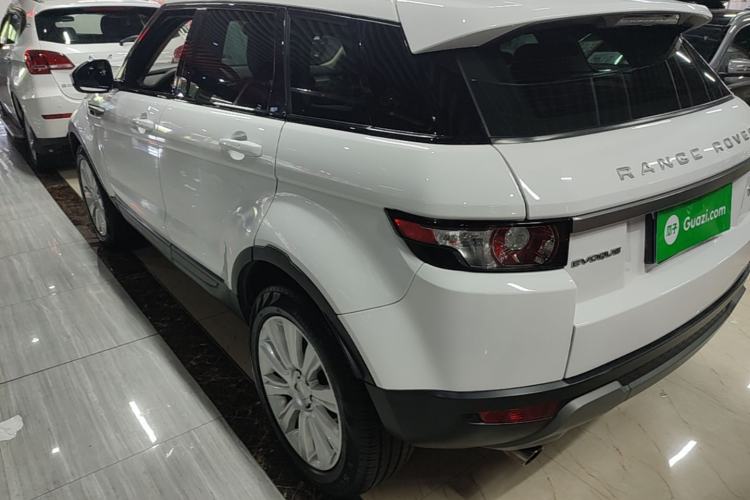 Used Land Rover Range Evoque 2015 2.0T Five-Door Zhiyao Edition Rear Left 45 Deg