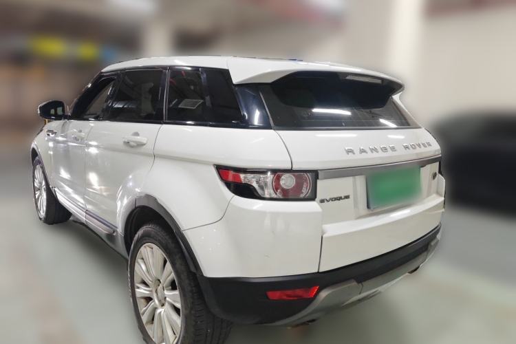 Used Land Rover Range Evoque 2015 2.0T Five-Door Zhiyao Edition Rear Left 45 Deg